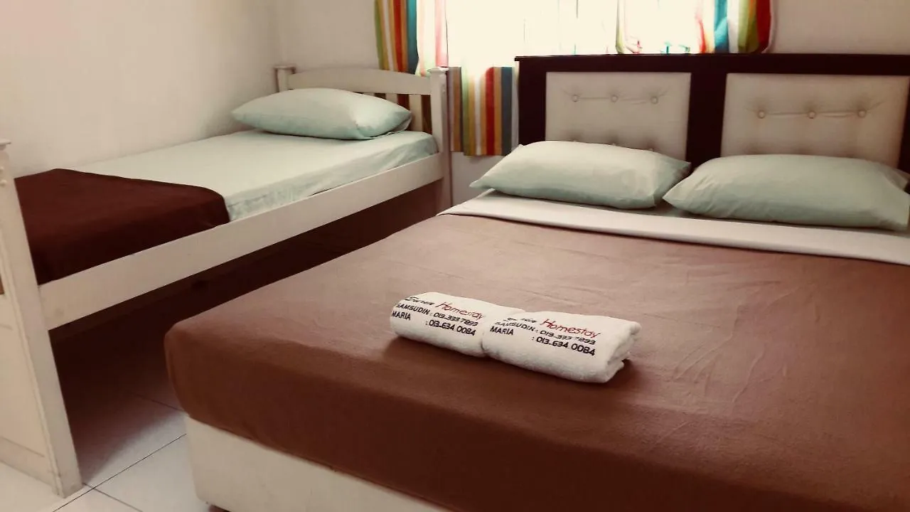 Suria 1 Homestay Jb With Private Pool Johor Bahru 0*,  Malásia